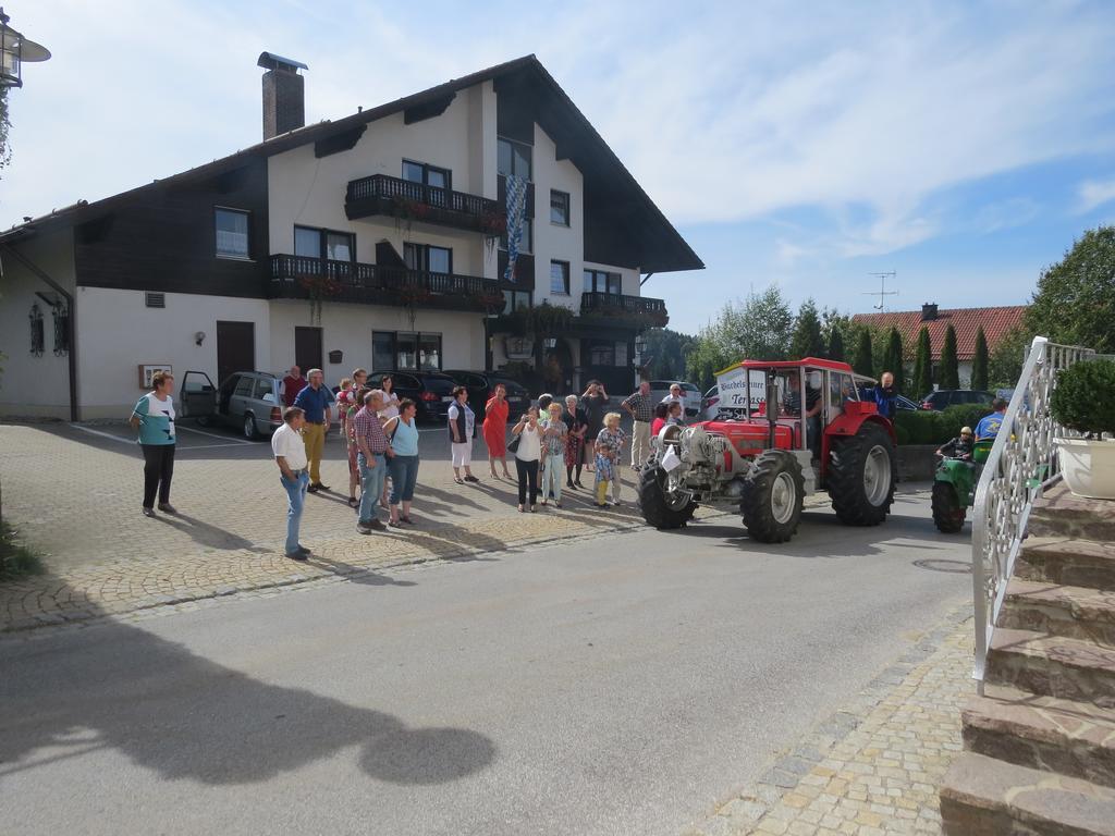 Buechelsteiner Hof Hotel Grattersdorf Exterior photo